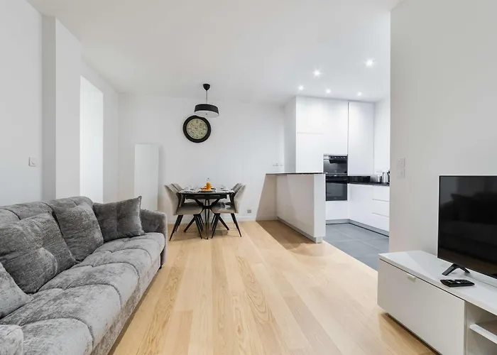 Appartement Proche Metro Et Montmartre - Paris 18 - 4P